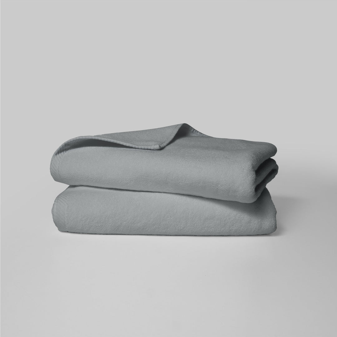 Hotel Suites Pool Towel Pair