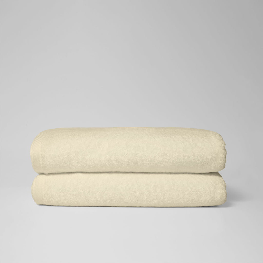 Hotel Suites Pool Towel Pair