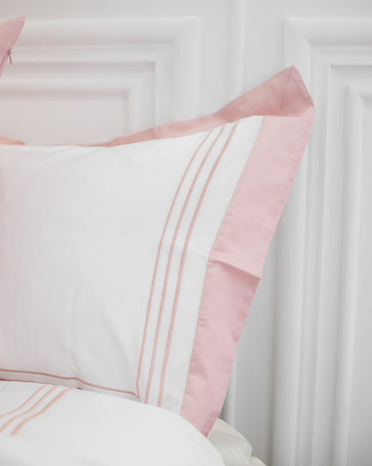 Elegance Linea Bedding Set